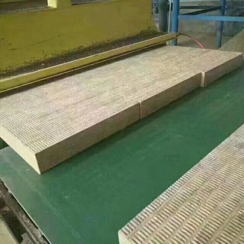 河北防水巖棉板 專業生產高密度巖棉板與先進導熱材料解析